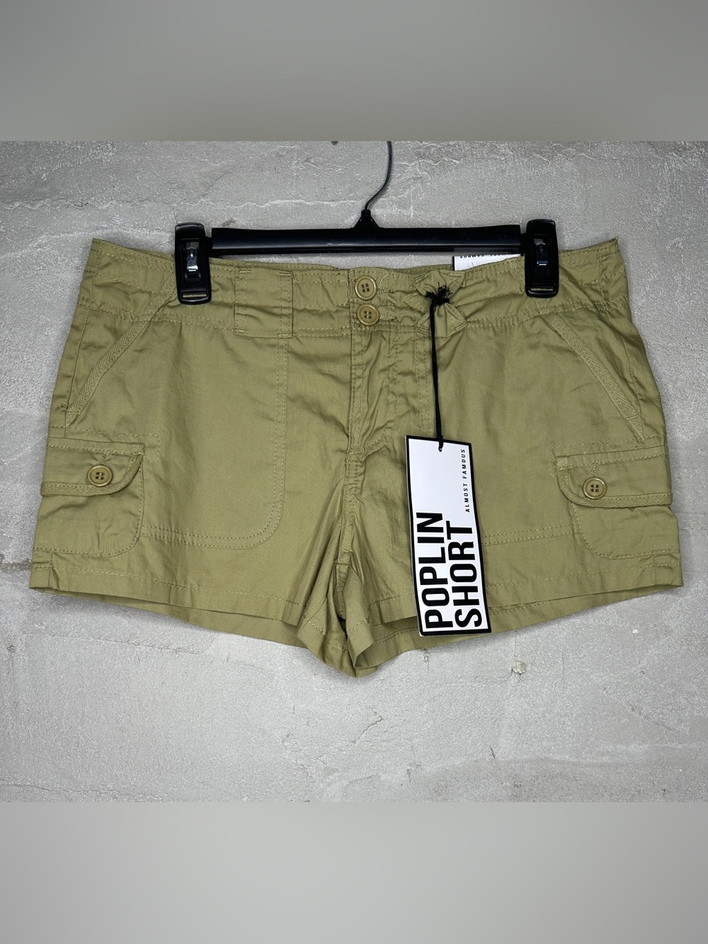 Almost Famous Utility Shorts Women’s Size 7 Olive Green NWT